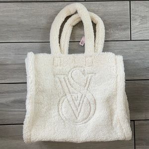Victoria’s Secret | Fuzzy Tote Bag